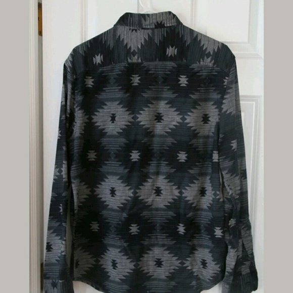 American Eagle Blue Aztec Western Print Shirt Size Medium - Picture 2 of 2